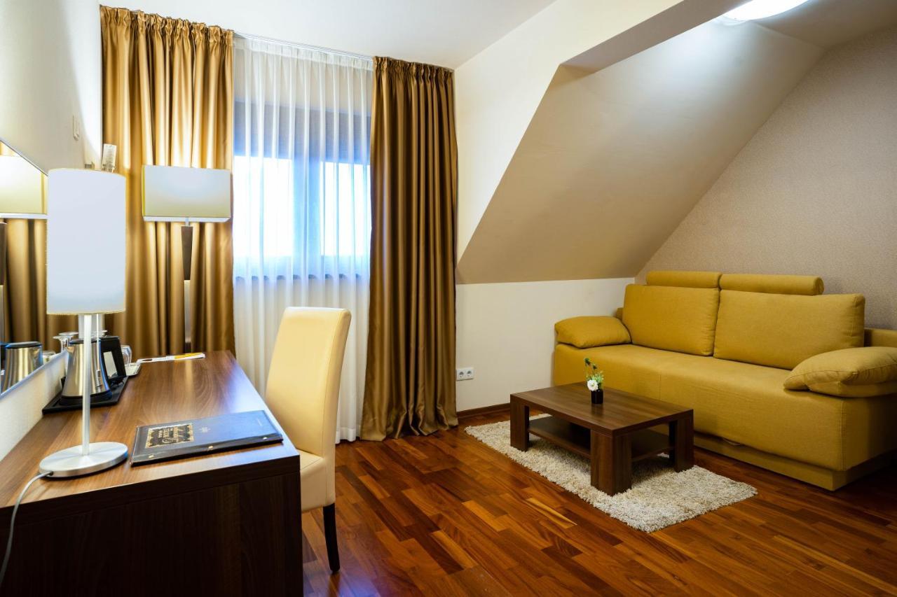 Hotel Degenija Seliste Dreznicko Exteriér fotografie