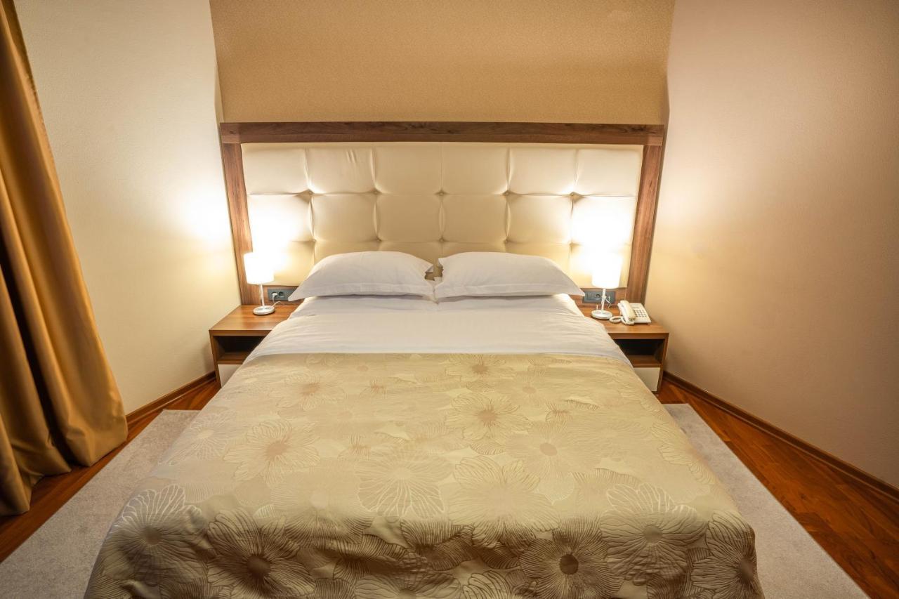 Hotel Degenija Seliste Dreznicko Exteriér fotografie