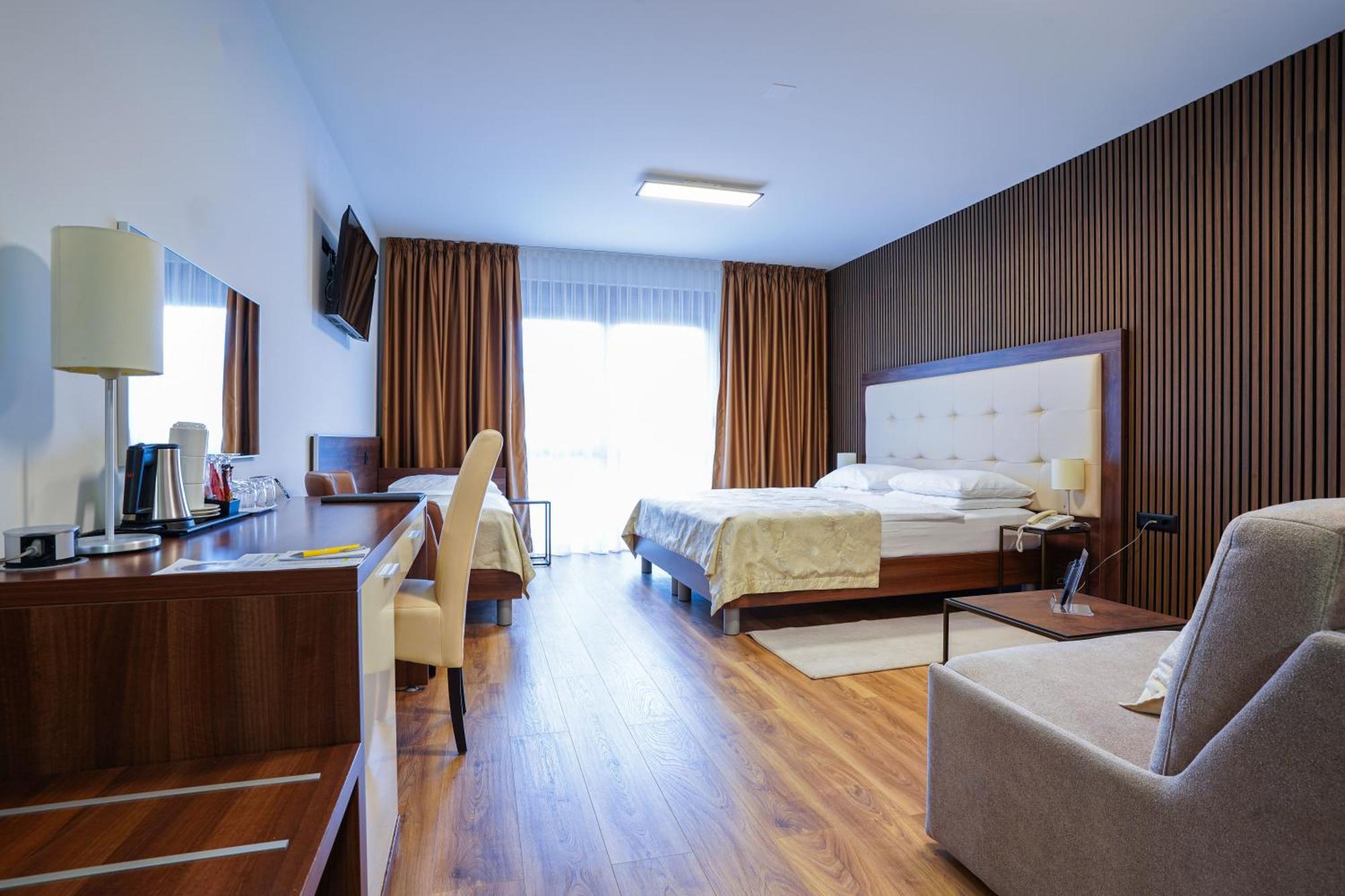 Hotel Degenija Seliste Dreznicko Exteriér fotografie